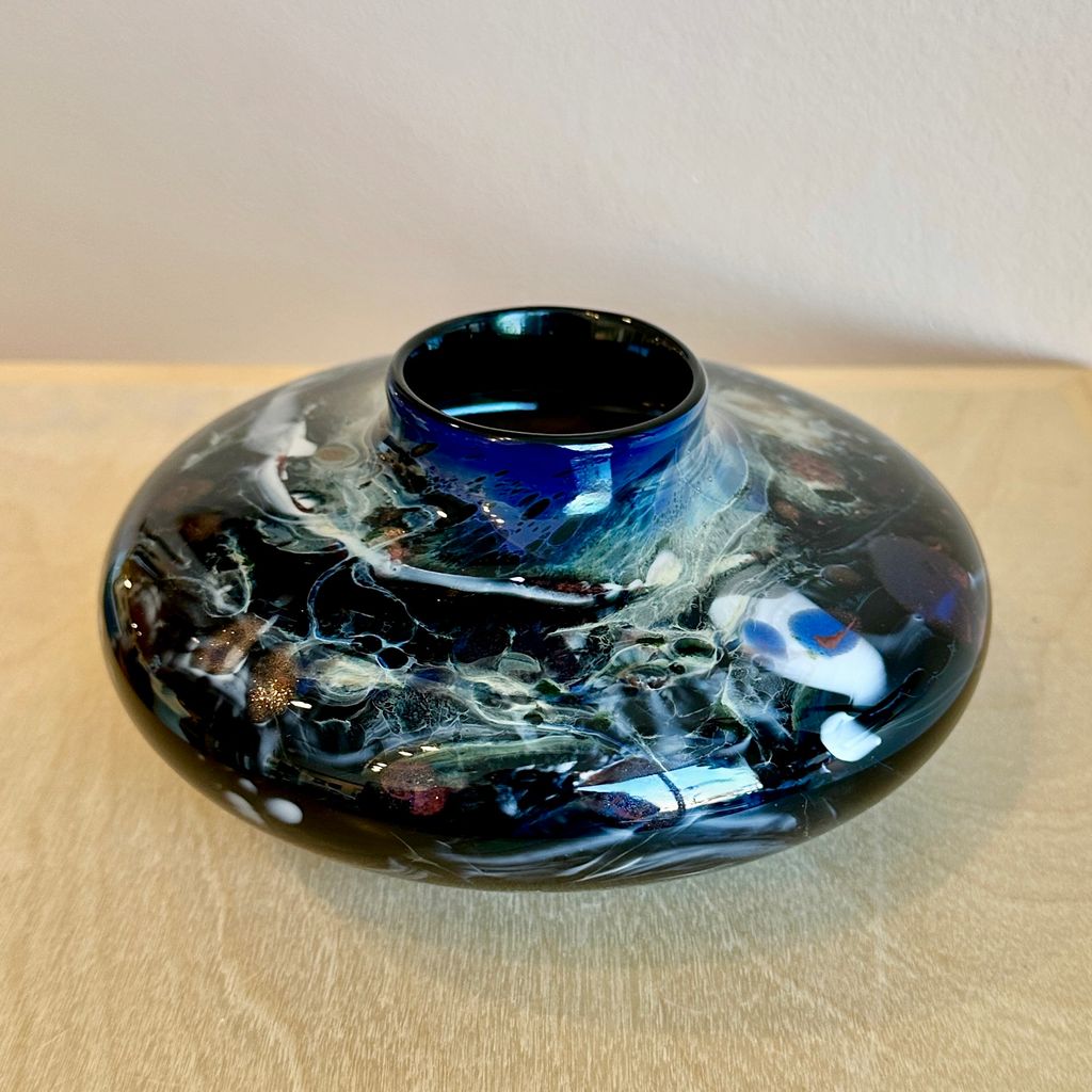 Low Black Agate Vase