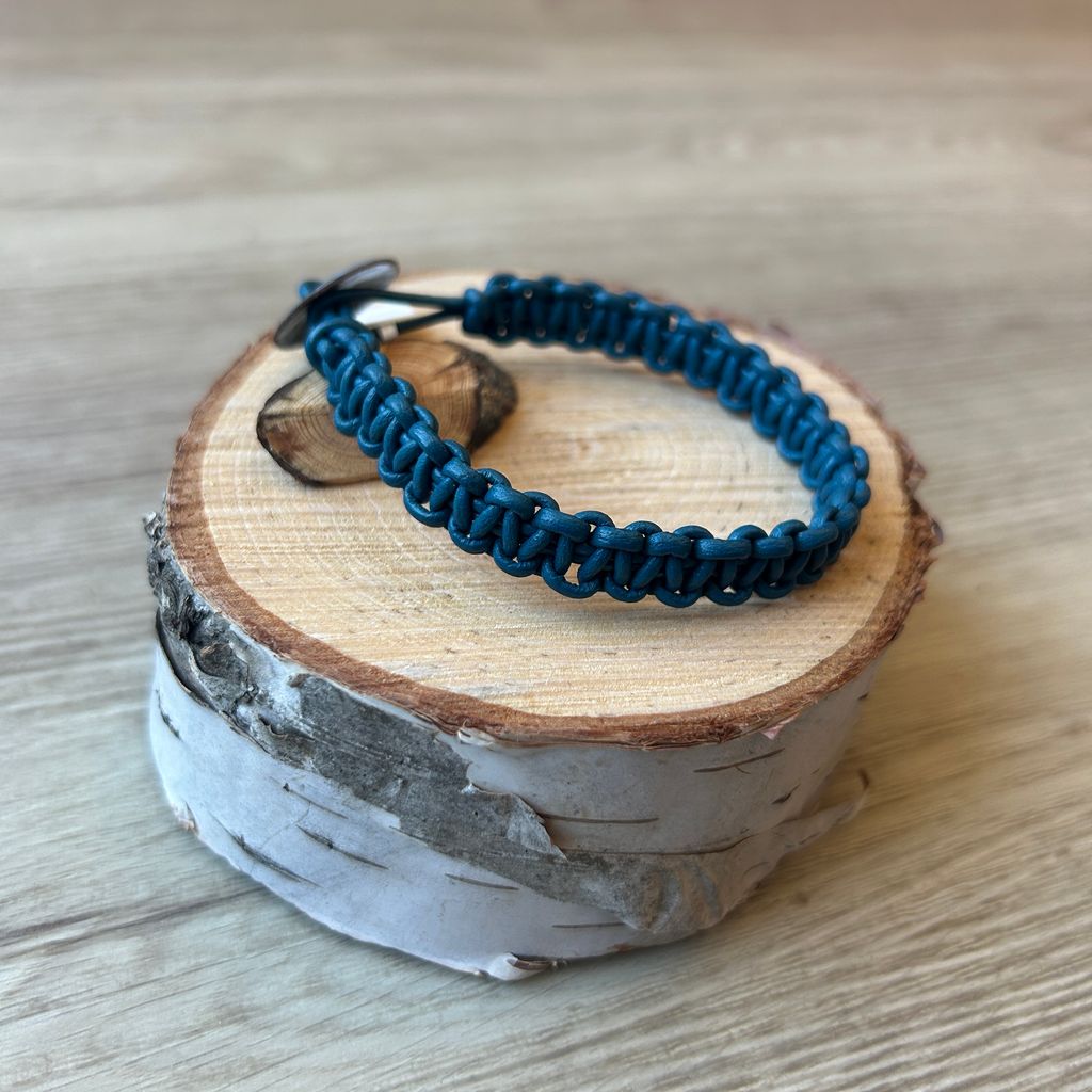 B106 - Enamel and Leather
