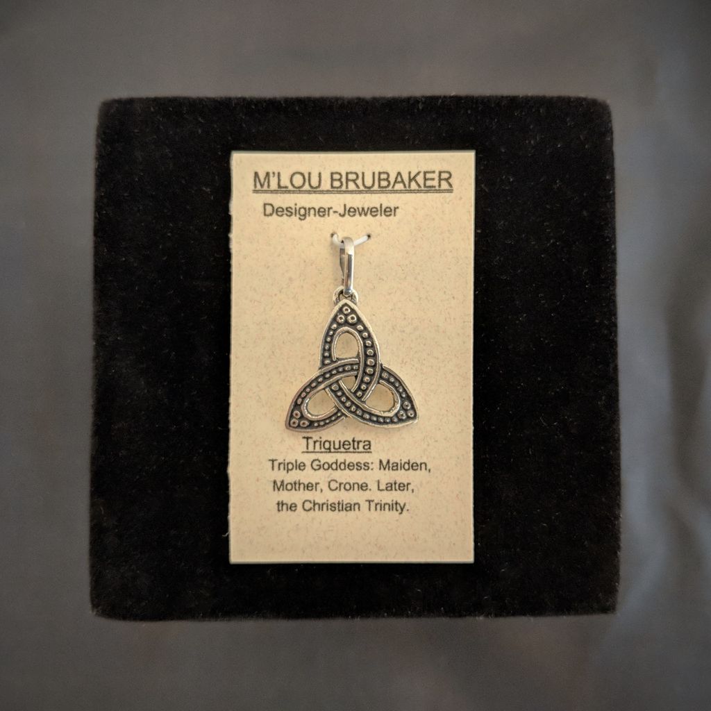 Med. Triquetra Pendant