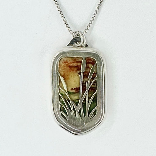 220-016 Cattails and Resin Pendant