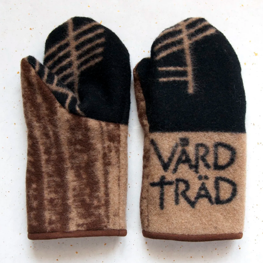 Oak Mittens