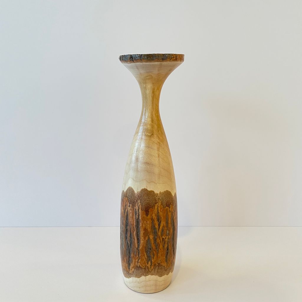 Diamond Willow Vase MW