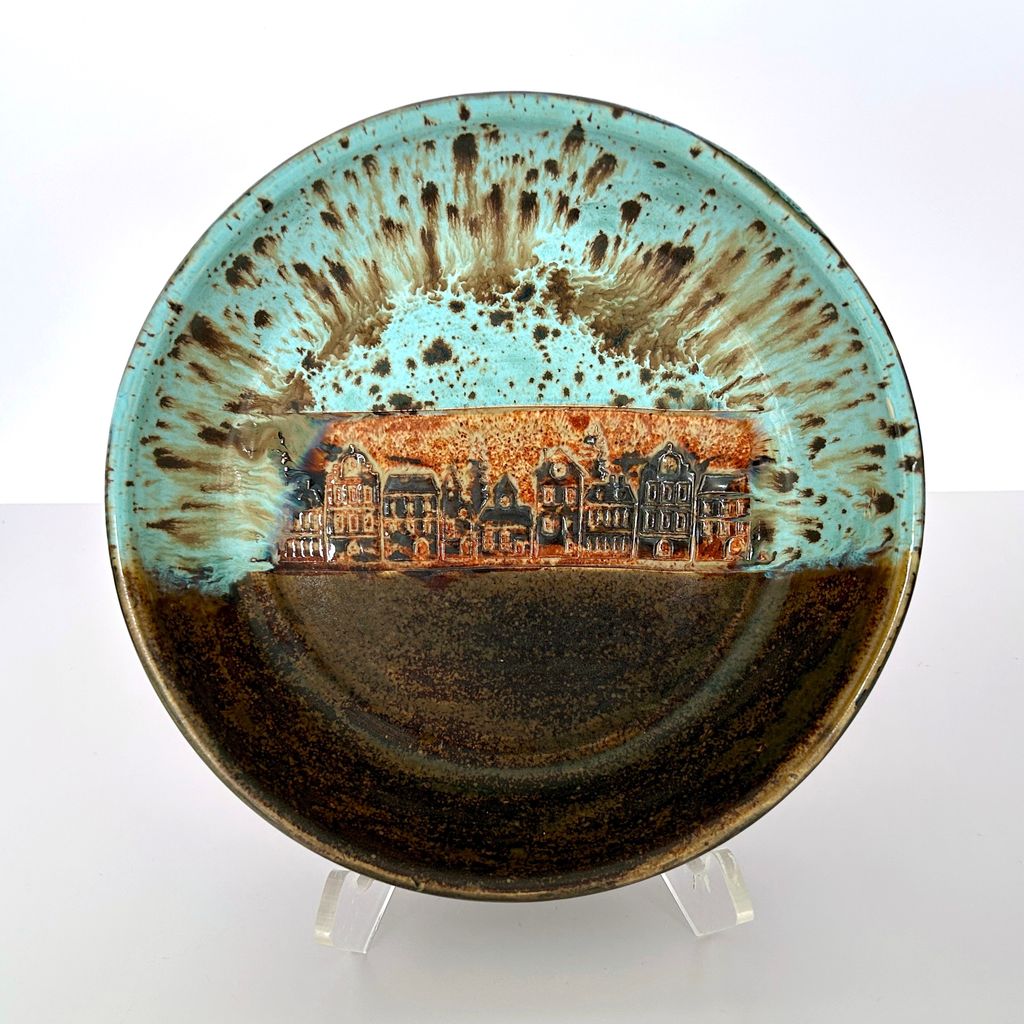 Cityscape Pie Plate
