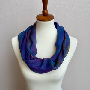 Hand-Dyed Circle Scarf - Irridescent Purple I