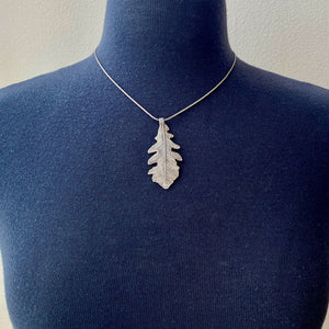 NE908 - Silver/Oak Leaf